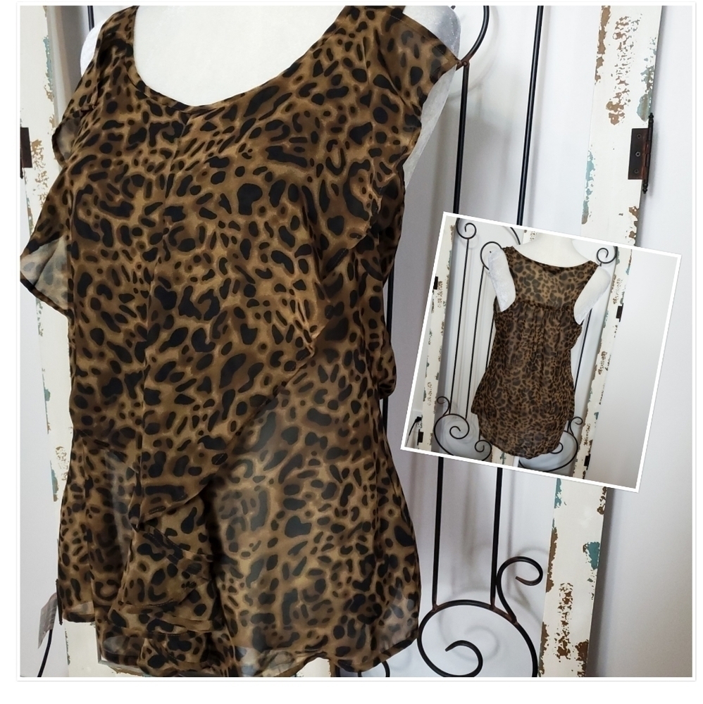 Mine animal print ruffled tank top medium